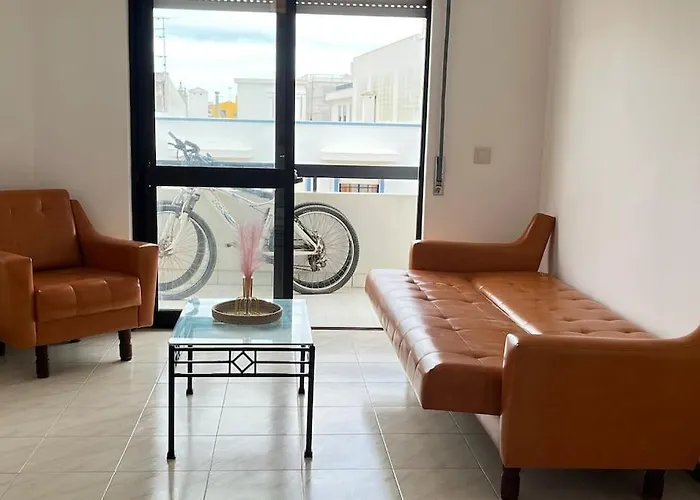 Cozy 2 Bedroom In Olhao